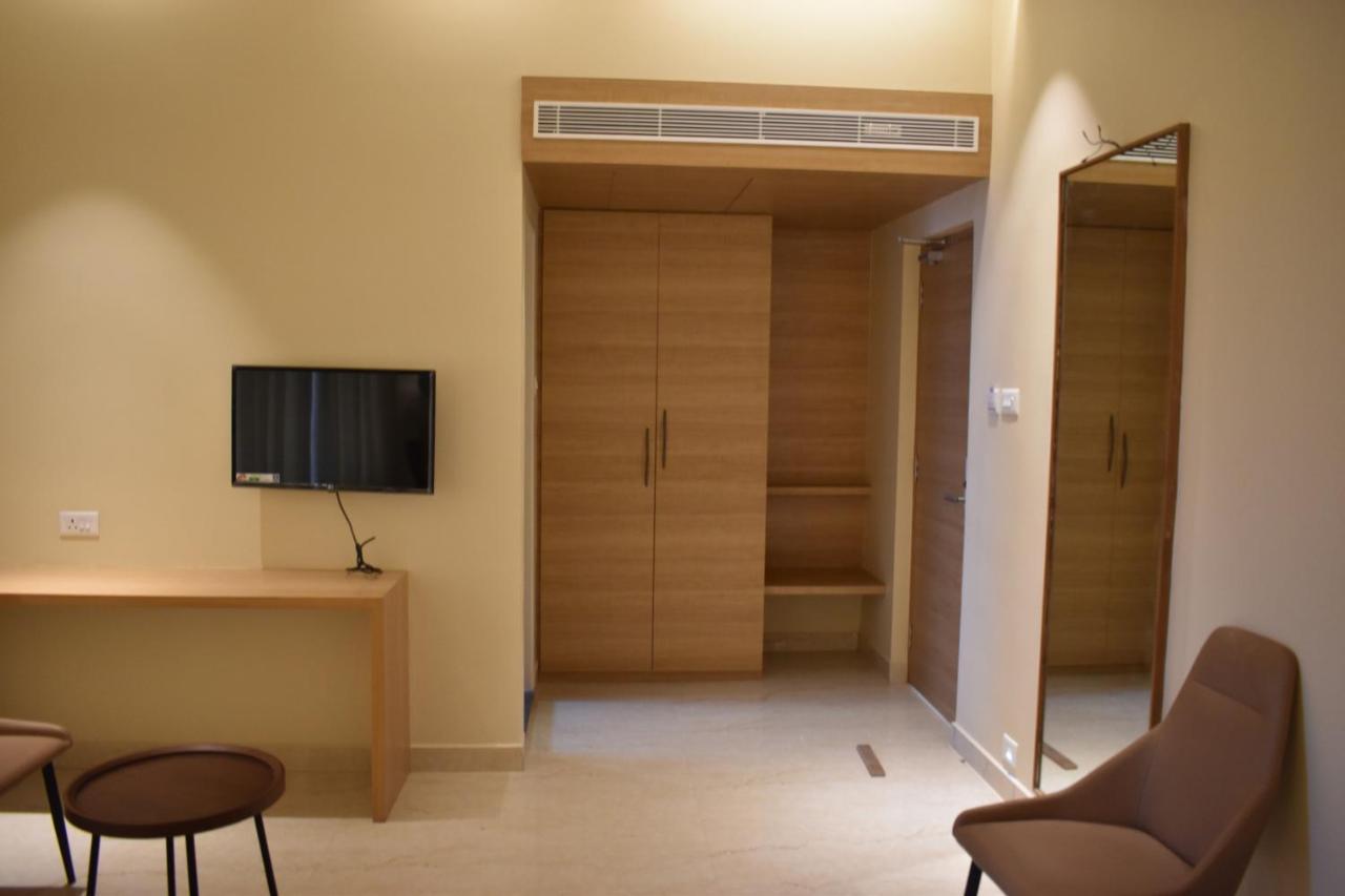Hotel Vps Grand Palni Bagian luar foto